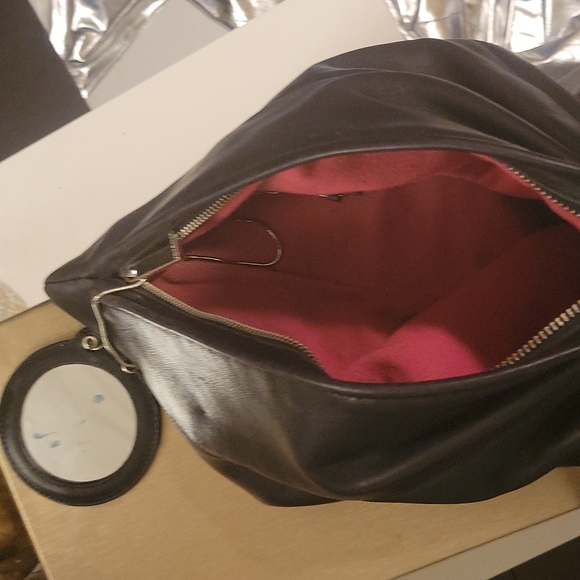 Trina Turk Bag - Picture 5 of 9